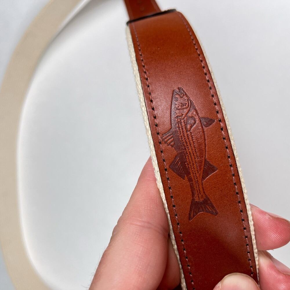 Leather Man Ltd Essex, CT USA Top Grain Leather Fish‎ Belt Brass Buckle 46